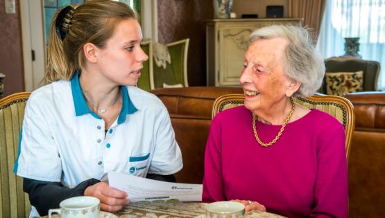 Familiehulp hecht veel belang aan buurtzorg